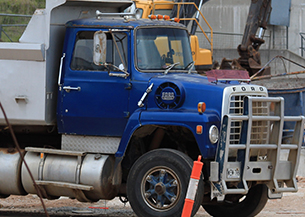 Tipper trailers, low bead trailers